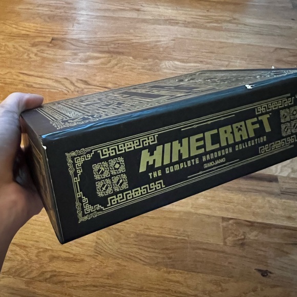 Minecraft Complete Handbook Collection - Picture 3 of 4